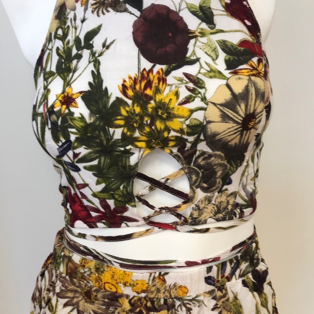 Floral Matching Set Size Small - image 3